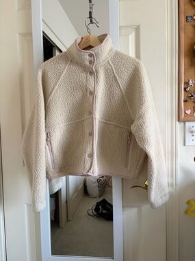 Aritzia Sunday Best Fleece Jacket